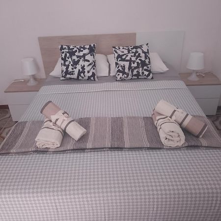 Malaga Center Rooms Esterno foto