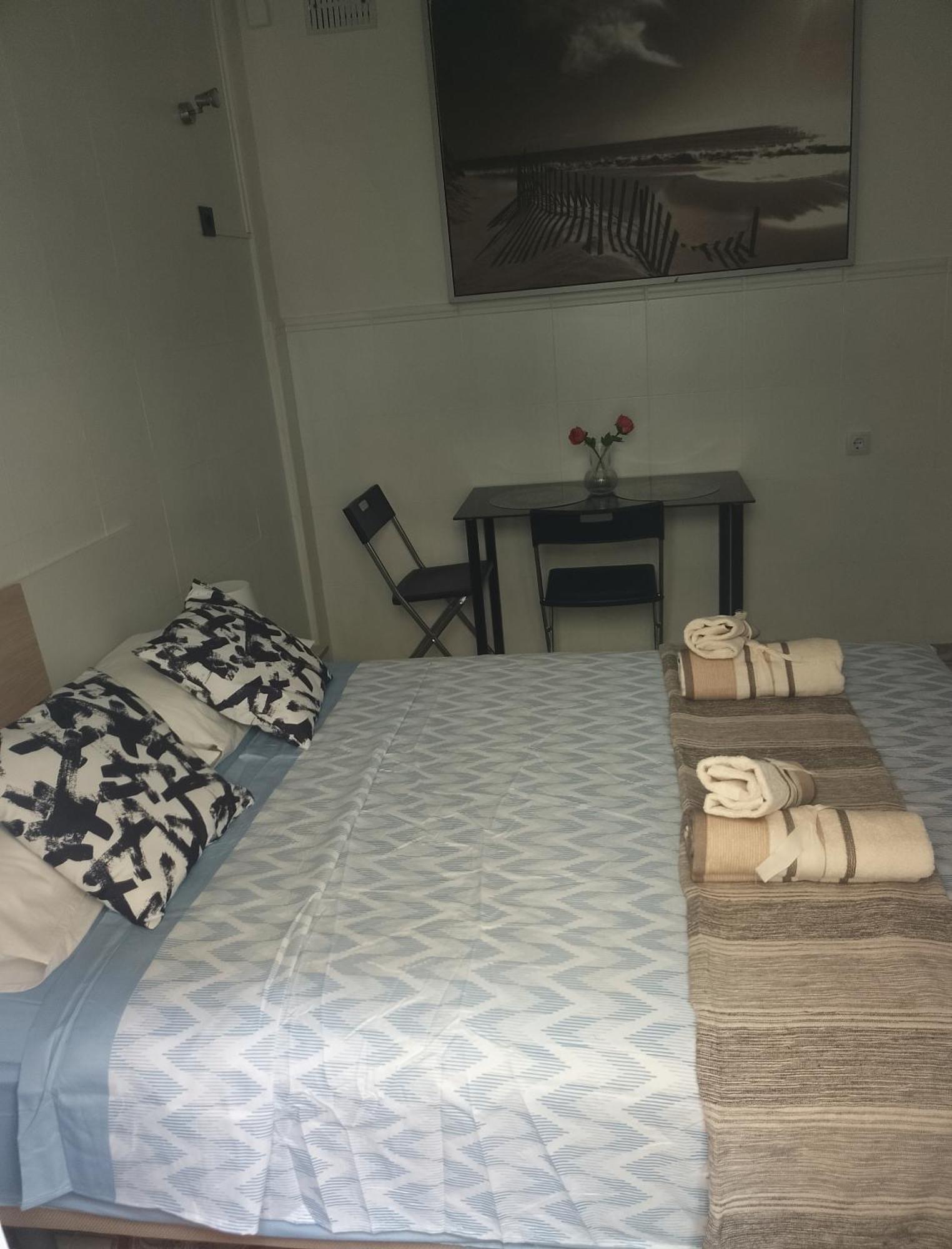 Malaga Center Rooms Esterno foto